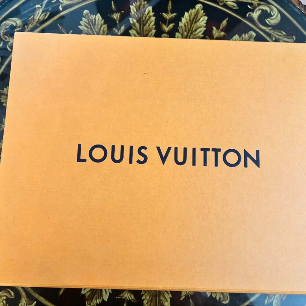 LOUIS VUITTON Shoes (12, White, Damier Infini) With LV Shoe Box and Dustbags - Picture 8 of 9